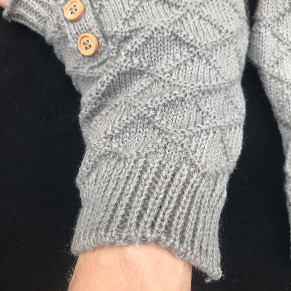 Cream White Cable Knit Gloves with Buttons Wrist Warmers Hand Cuffs - Picture 14 of 15